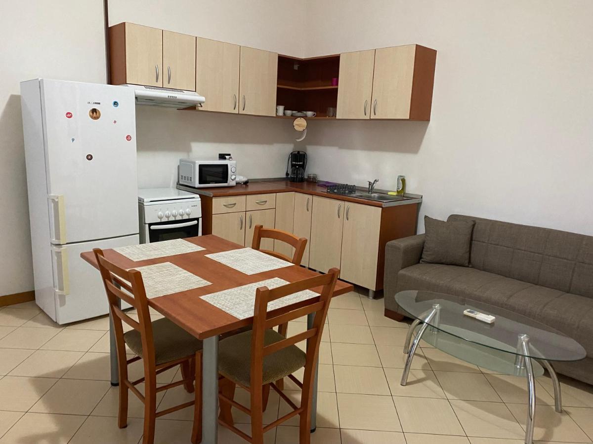 Апартаменты Apartament Piata Victoriei Тимишоара Экстерьер фото
